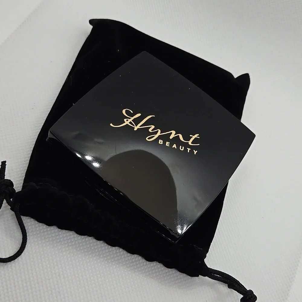 Hynt Beauty - Rich Chestnut Fine Pressed Powder